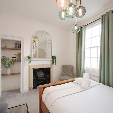 The Haze House - 4 Bed Townhouse Bath Exterior foto