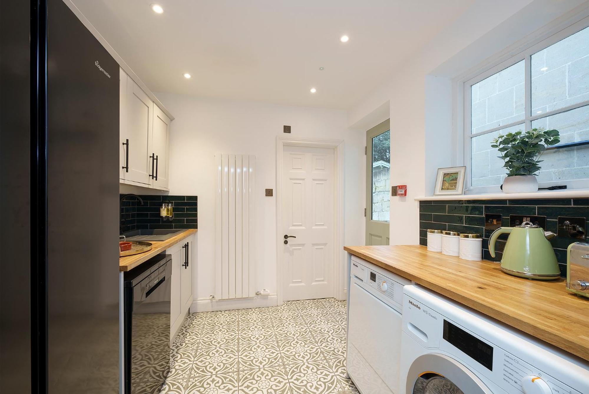 The Haze House - 4 Bed Townhouse Bath Exterior foto